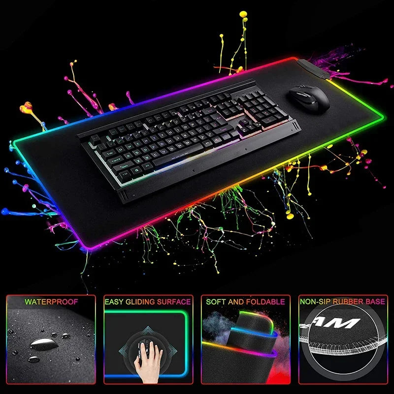Tapis de souris gaming RGB noir pur antidérapant pour PC et portable, grand tapis pour clavier, tapis de bureau en caoutchouc avec LED pour jeux ou usage bureau.